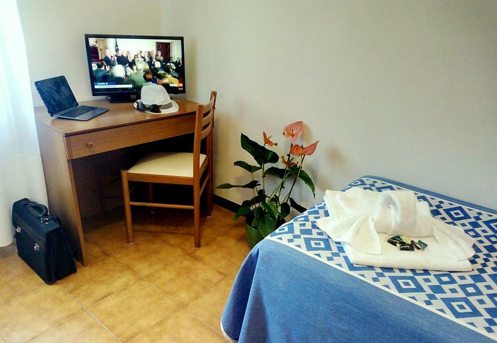 Centro Vacanze Cavallino Opera Nascimbeni Lido di Jesolo Bagian luar foto